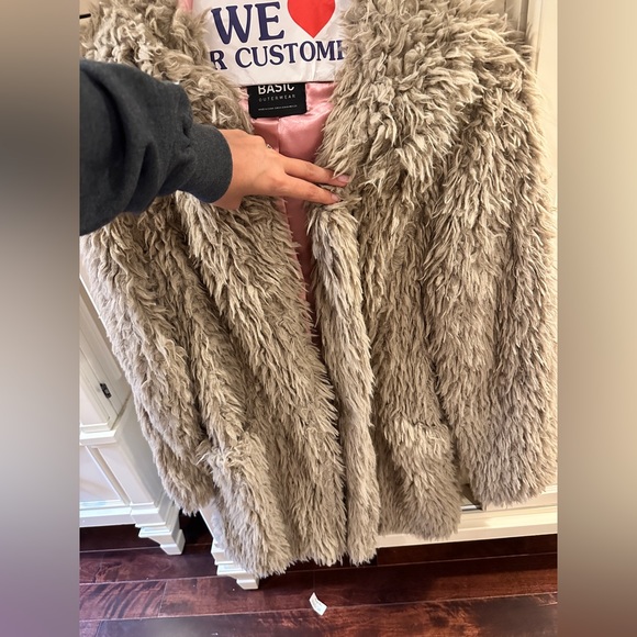 Zara - Teddy Oversized Jacket - Picture 4 of 4